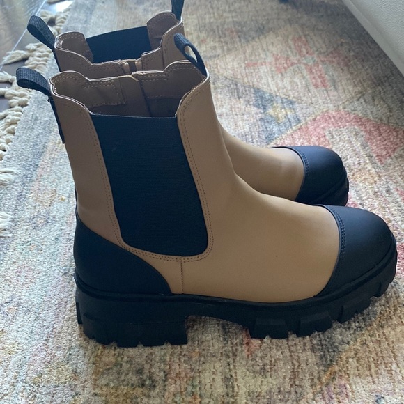 Women’s Devan Winter Boot Tan/Black 7.5 - Picture 3 of 8